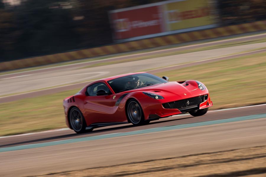  Ferrari F12tdf 2015 года  (WW) (фото 12 из 40)